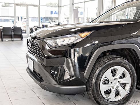 Used 2020 Toyota RAV4 LE w/ All Weather Liner Package AWD/4WD image 5