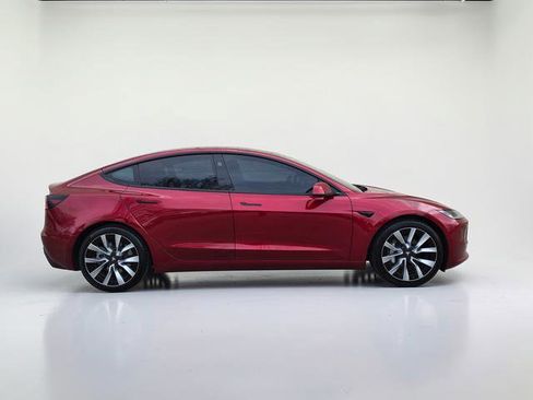 Used 2024 Tesla Model 3 Long Range AWD/4WD image 5