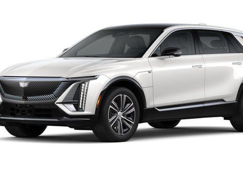 New 2025 Cadillac Lyriq Luxury image 30