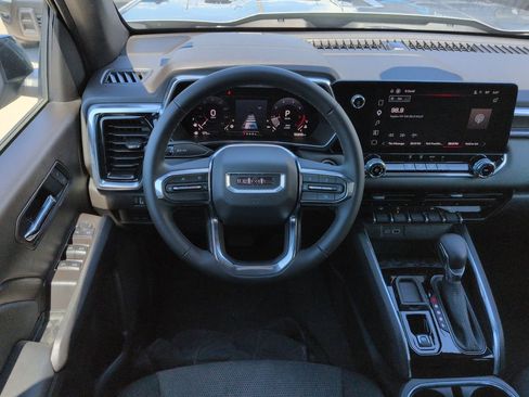 Used 2025 GMC Canyon Elevation w/ Technology Package RWD image 16
