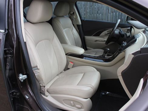 Used 2015 Buick LaCrosse Leather FWD image 39