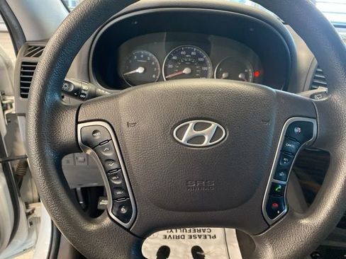 Used 2010 Hyundai Santa Fe GLS image 14