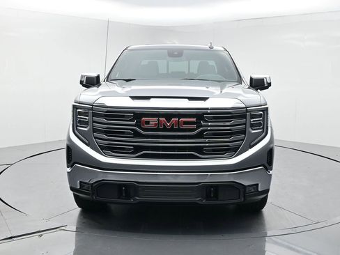 Used 2025 GMC Sierra 1500 SLT w/ SLT Premium Package AWD/4WD image 24