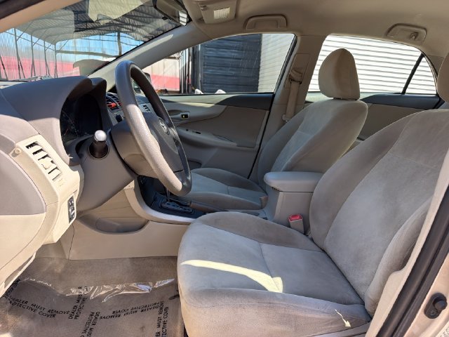 Used 2009 Toyota Corolla LE w/ All Weather Guard Pkg FWD image 11