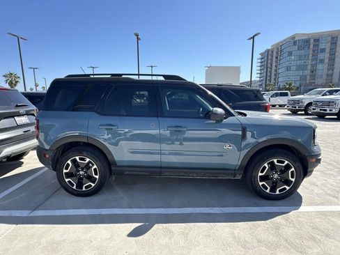 Used 2021 Ford Bronco Sport Outer Banks w/ Outer Banks Package image 12