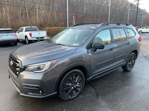 Used 2022 Subaru Ascent Onyx Edition image 9