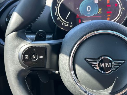 Used 2022 MINI Cooper Clubman S AWD/4WD image 19
