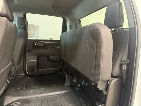 Used 2025 Chevrolet Silverado 2500 LT w/ Convenience Package image 16