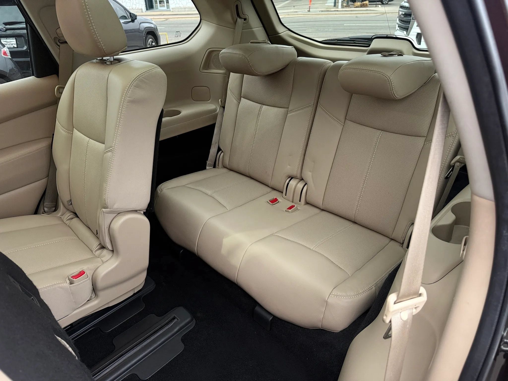 Used 2020 Nissan Pathfinder Platinum AWD/4WD image 17