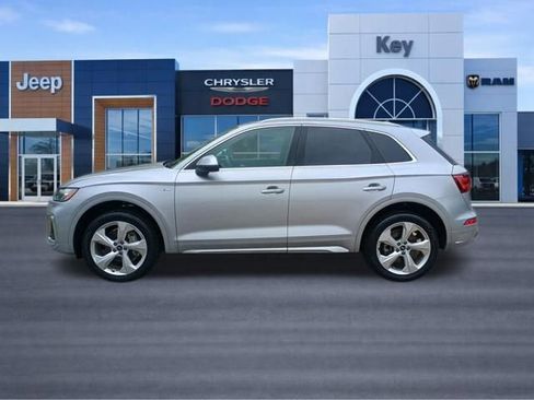 Used 2024 Audi Q5 2.0T Premium Plus AWD/4WD image 2