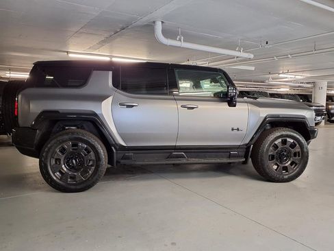New 2026 GMC Hummer EV 3X w/ Carbon Fiber Edition Package AWD/4WD image 4