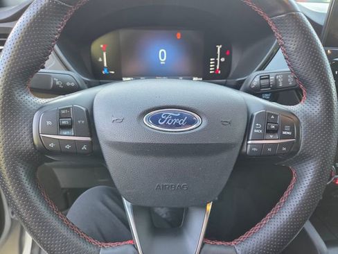 Used 2023 Ford Escape ST-Line AWD/4WD image 18