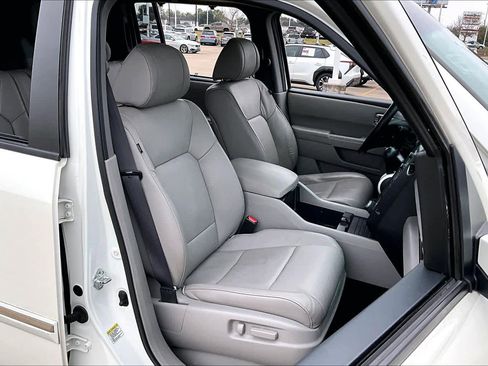 Used 2011 Honda Pilot Touring image 8