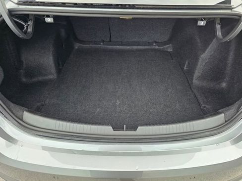 Used 2025 Chevrolet Malibu LT FWD image 27
