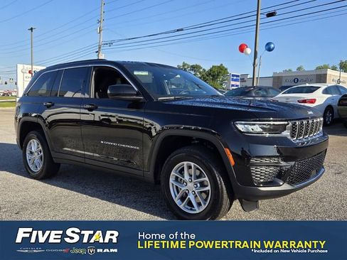 New 2026 Jeep Grand Cherokee Laredo RWD image 1