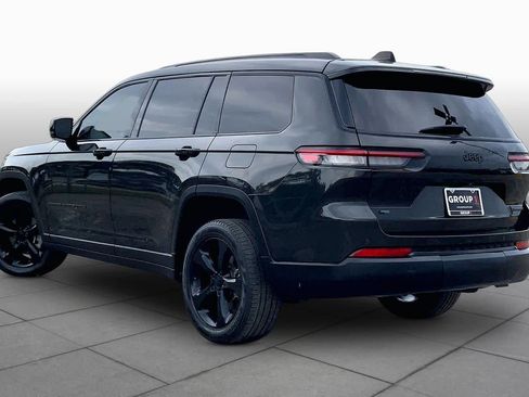 Used 2023 Jeep Grand Cherokee L Limited w/ Black Appearance Package RWD image 12