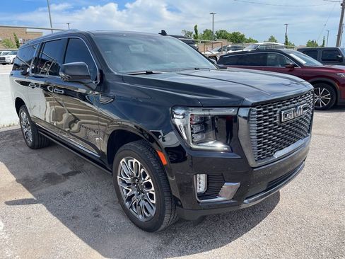 Used 2024 GMC Yukon XL Denali Ultimate AWD/4WD image 5