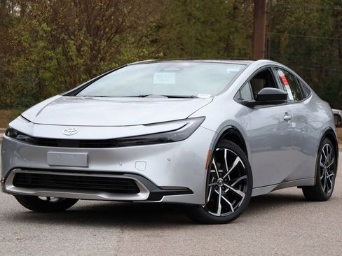 New 2026 Toyota Prius Plug-In Hybrid FWD image 1