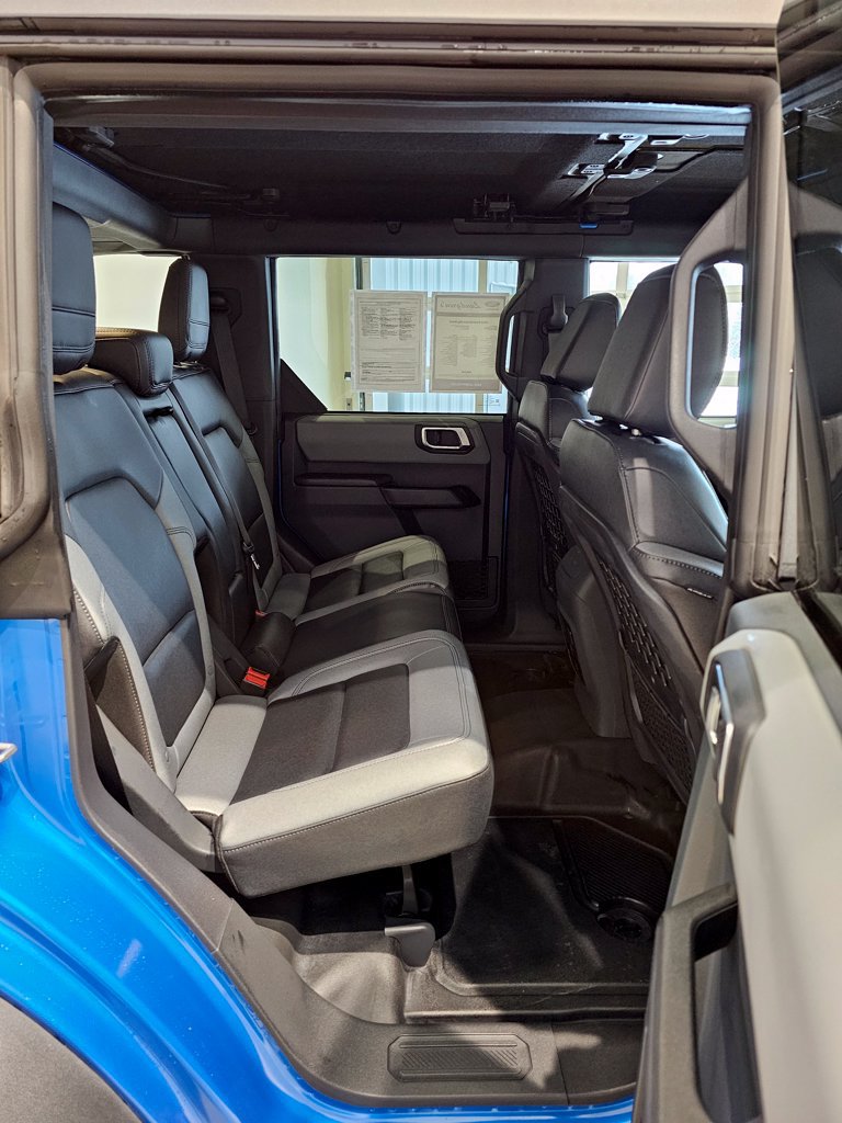Used 2024 Ford Bronco Big Bend w/ Sasquatch Package AWD/4WD image 34