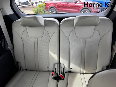 Certified 2023 Kia Sorento SX Prestige image 12