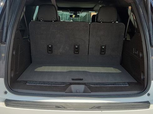 Certified 2022 GMC Yukon XL Denali AWD/4WD image 9
