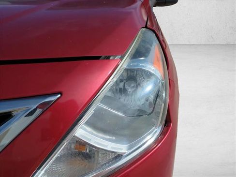 Used 2015 Nissan Versa S Plus FWD image 7