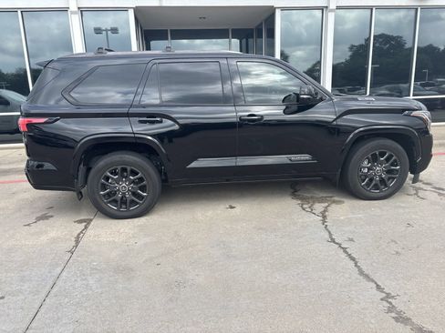 Used 2023 Toyota Sequoia Platinum RWD image 5