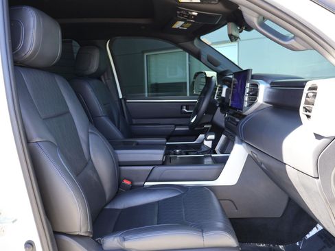 Used 2024 Toyota Tundra Platinum image 29