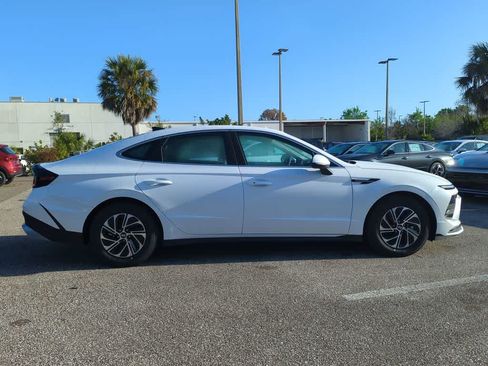 New 2026 Hyundai Sonata Blue FWD image 7
