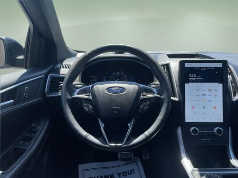 Certified 2024 Ford Edge ST-Line AWD/4WD image 16