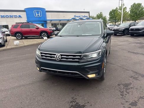 Used 2019 Volkswagen Tiguan SEL Premium AWD/4WD image 2