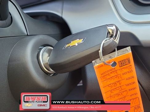 New 2026 Chevrolet Trax RS w/ Sunroof Package image 30