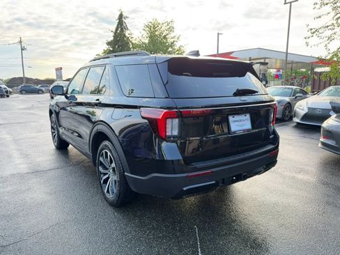 Used 2025 Ford Explorer ST-Line AWD/4WD image 8
