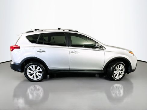 Used 2015 Toyota RAV4 Limited w/ Technology Package FWD image 8