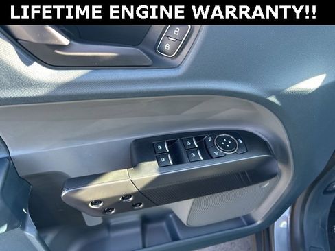 New 2025 Ford Maverick XLT w/ XLT Luxury Package image 10