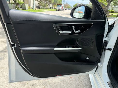 Used 2024 Mercedes-Benz C 300 Sedan image 38