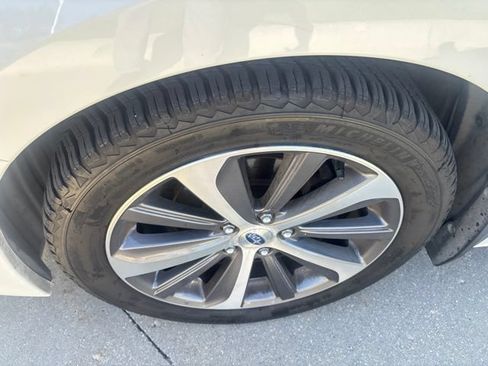 Used 2016 Subaru Legacy 2.5i Limited AWD/4WD image 11