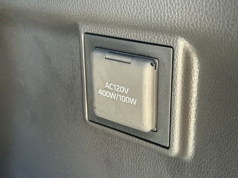 Used 2025 Lexus GX 550 w/ Accessory Package (2T) AWD/4WD image 16