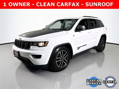 Used 2020 Jeep Grand Cherokee Trailhawk image 2