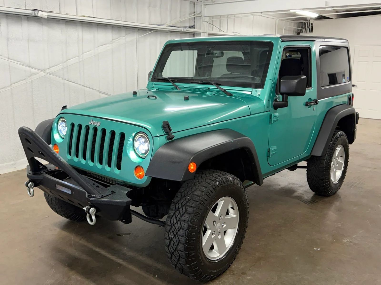 Used 2013 Jeep Wrangler Sport AWD/4WD image 9