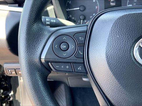 Used 2025 Toyota Corolla LE FWD image 24