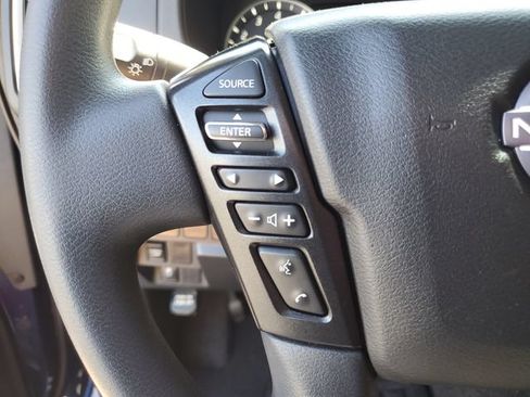 Used 2022 Nissan Frontier SV RWD image 27