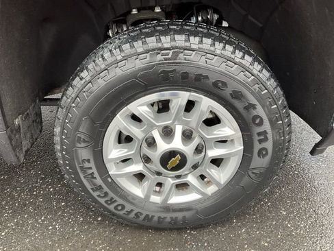 Certified 2025 Chevrolet Silverado 2500 LT w/ Convenience Package image 9