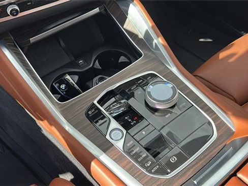 Used 2024 BMW X6 M60i w/ Dynamic Handling Package image 24