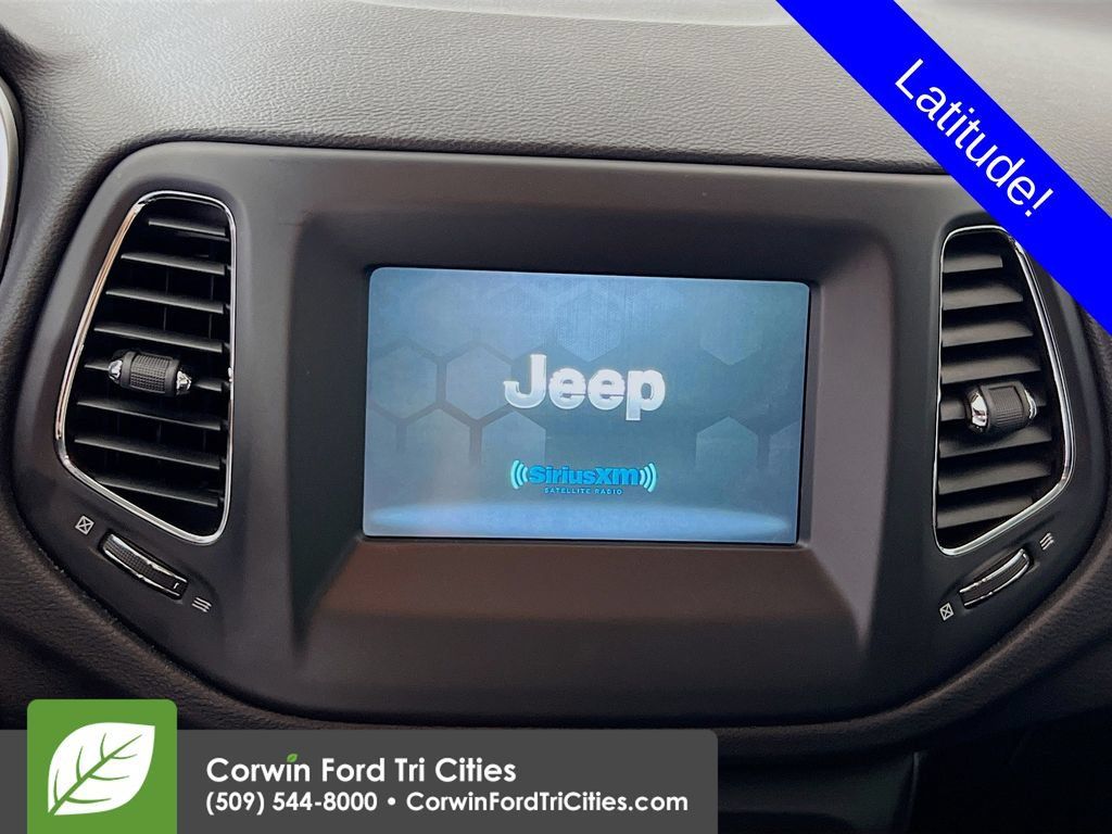 Used 2020 Jeep Compass Latitude w/ Popular Equipment Group AWD/4WD image 22