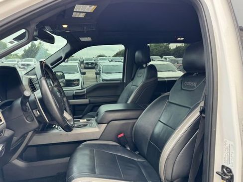 Used 2017 Ford F150 Raptor w/ Equipment Group 802A Luxury AWD/4WD image 12