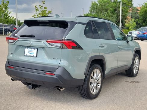 Used 2021 Toyota RAV4 XLE Premium FWD image 6