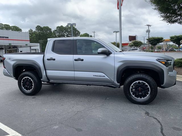 Certified 2026 Toyota Tacoma TRD Off-Road AWD/4WD image 9