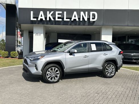Used 2024 Toyota RAV4 XLE Premium image 2