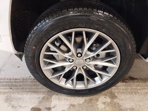 New 2025 Jeep Grand Cherokee Summit image 22